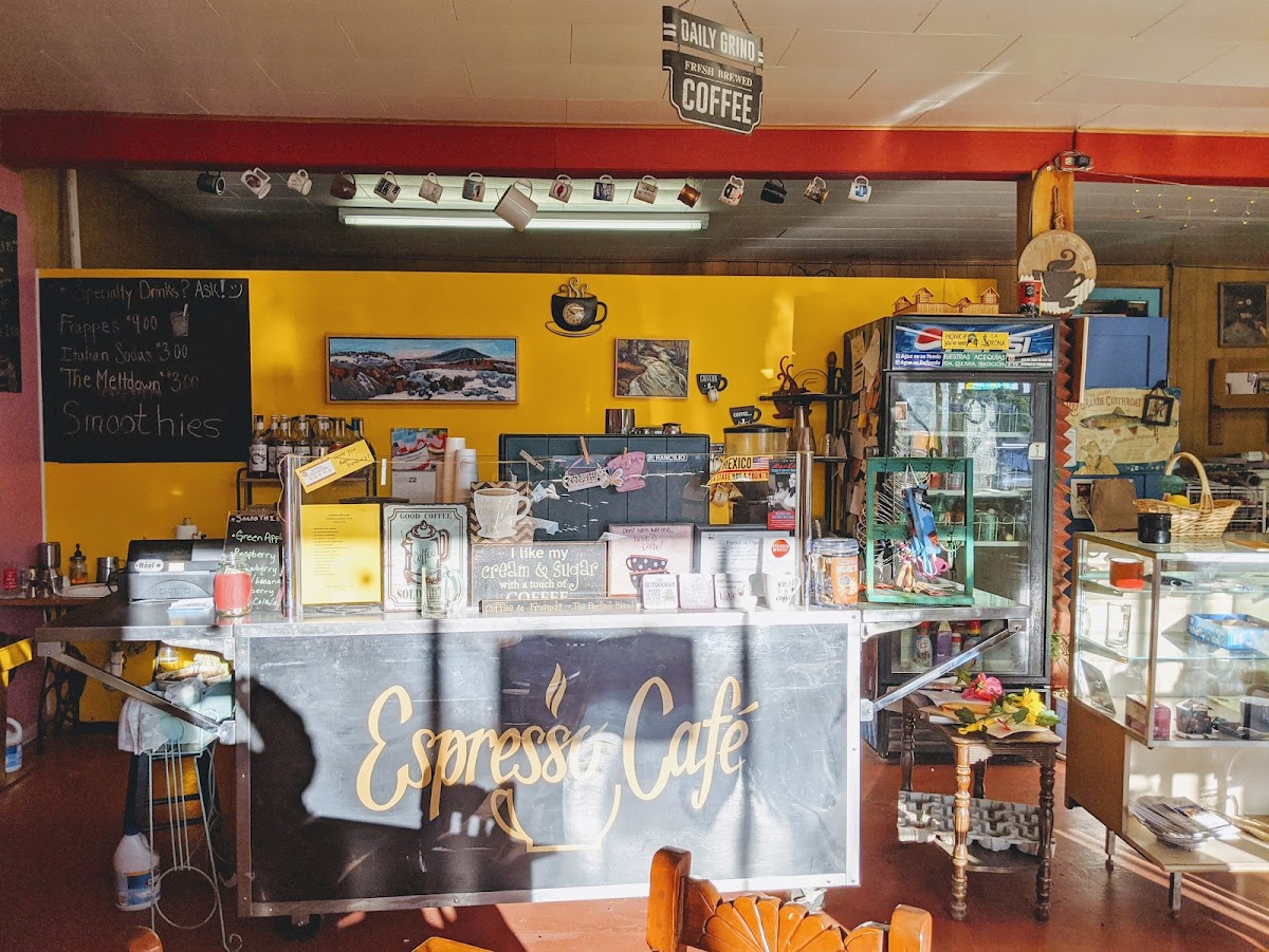 Rael's Store & Coffee Shop